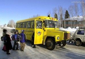 Дети из школ Новой Москвы — Троицкого и Новомосковского административных округов — в 2013 году смогут вновь добираться до школы с комфортом — на специальных автобусах.