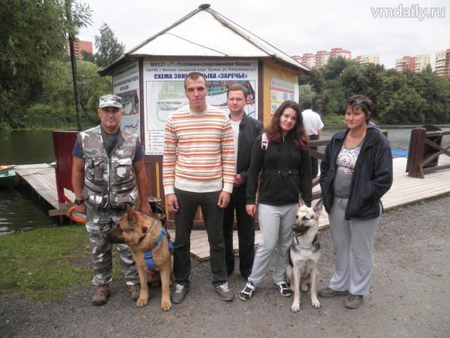 После работы они идут на пруд. Не купаться, а за порядком следить