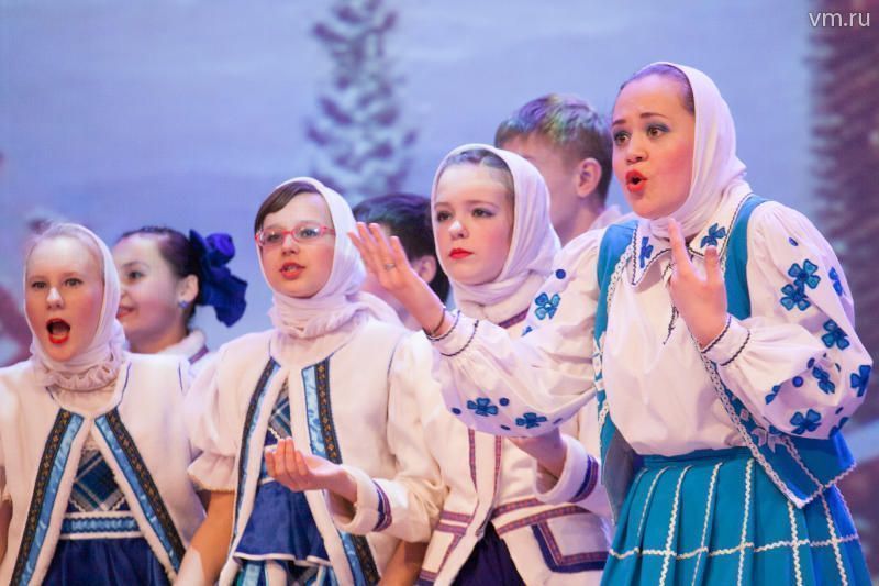 В деревне Раево прошел  VI ежегодный фестиваль фольклорных коллективов «Троицкие гуляния»