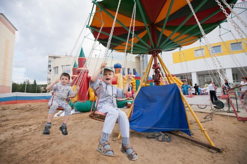 В поселении Краснопахорское установят 14 детских и спортивных площадок