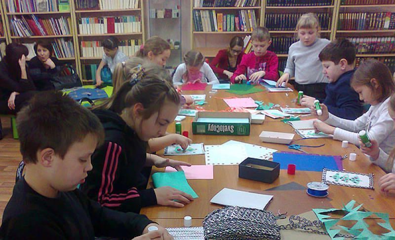Библиотека Щербинки провела конкурс в честь 8 марта