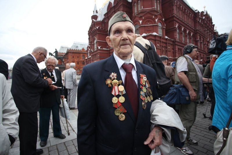 Ветеран из поселения Рязановское получила юбилейную медаль