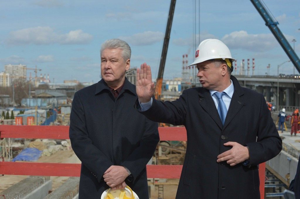 Сергей Собянин проинспектировал строительство крупнейшего ТПУ в Москва-Сити