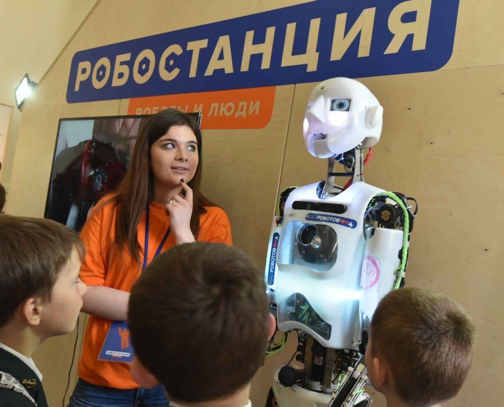 В Москве сделали роботов, запоминающих человеческие лица