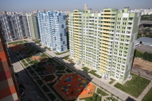 Мэр Москвы Сергей Собянин осмотрел строительство нового жилого квартала с инновационной школой и детским садом в районе Западное Дегунино