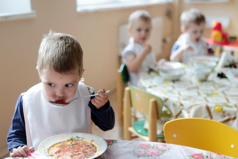 Москва закупит бесплатное питание для детей на 4,8 миллиардов рублей