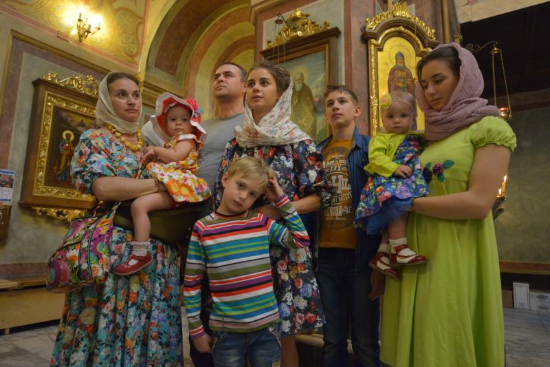 Семеро по лавкам. И даже с валторнами