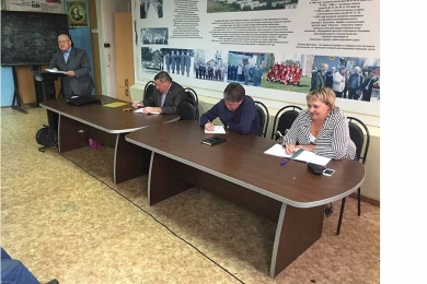 Жители поселения Десеновское обсудили вопросы благоустройства с руководителем администрации