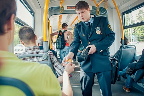 Более миллиарда поездок совершили москвичи на общественном транспорт в 2015 году