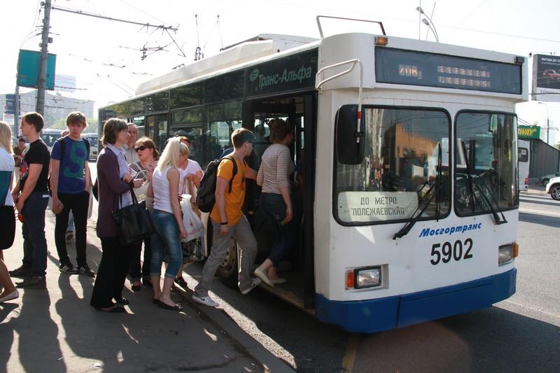 Дептранс: москвичи довольны работой городского транспорта