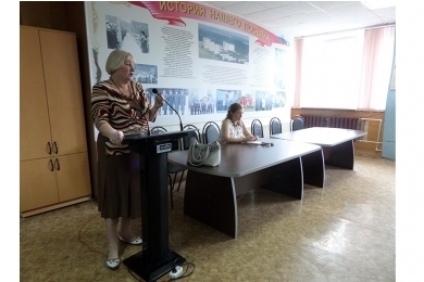 Представители информационно-расчетного производственного центра рассказали жителям поселения Десеновское как распределять средства