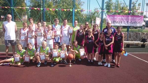 Женская команда поселения Первомайское выиграла соревнования по дартсу
