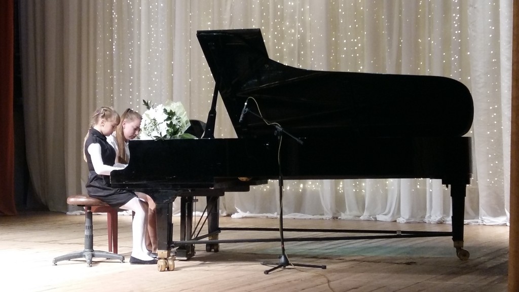 Экскурсия и концерт прошли в Новофедоровской детской музыкальной школе 1 сентября