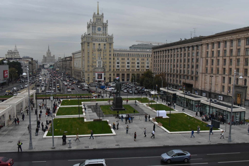 Москвичи поставят оценку Триумфальной площади