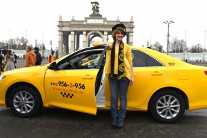 21 Марта 2015  Мэр Москвы Сергей Собянин принял участие в праздновании Международного дня такси на ВДНХ