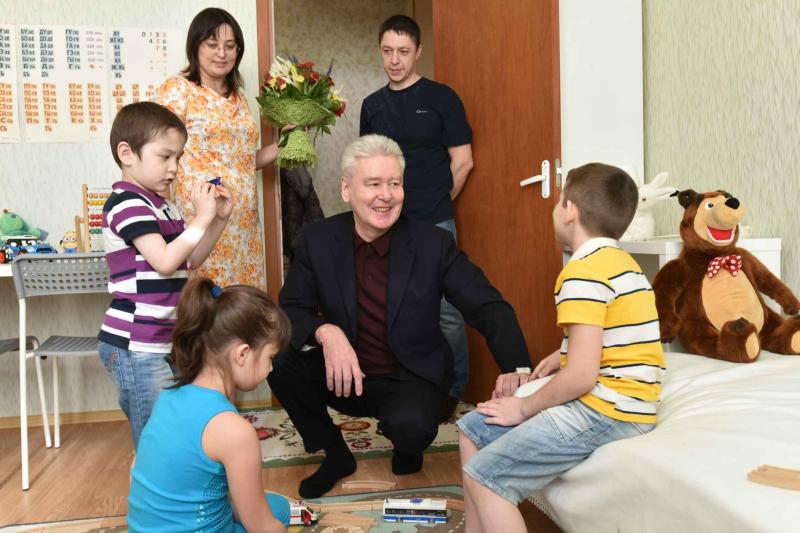 За пять лет 85 процентов московских детей-сирот устроены в семьи