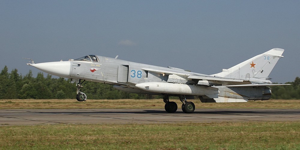 Сбитый Су-24: Россия направляет в регион истребители и военный крейсер