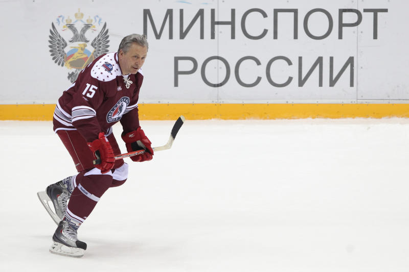 Хоккей: Александр Якушев не ностальгирует по прошлому