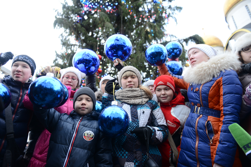 На Кремлевскую елку пригласили 6 тысяч детей