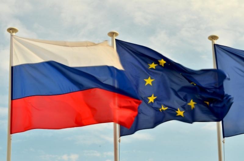 Франция намерена требовать снятия санкций с России после выполнения минских соглашений