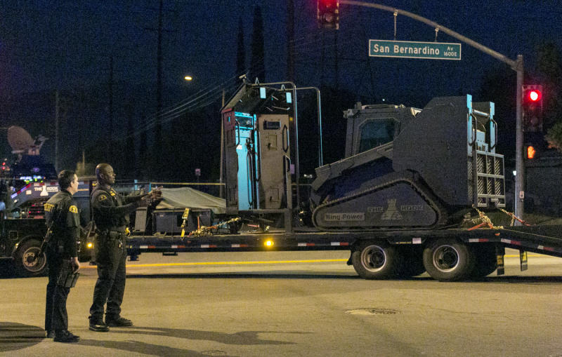 Полиция Калифорнии установила личности устроивших стрельбу в центре Inland