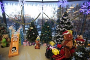 Михайлово-Ярцевские магазины проверили на наличие новогоднего оформления