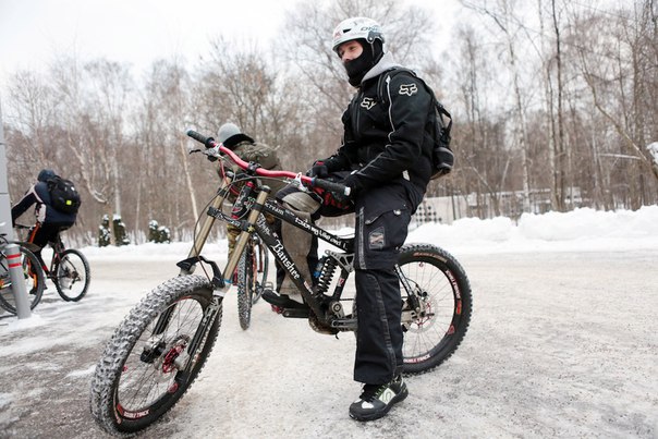В Москве стартовал Первый зимний велопарад