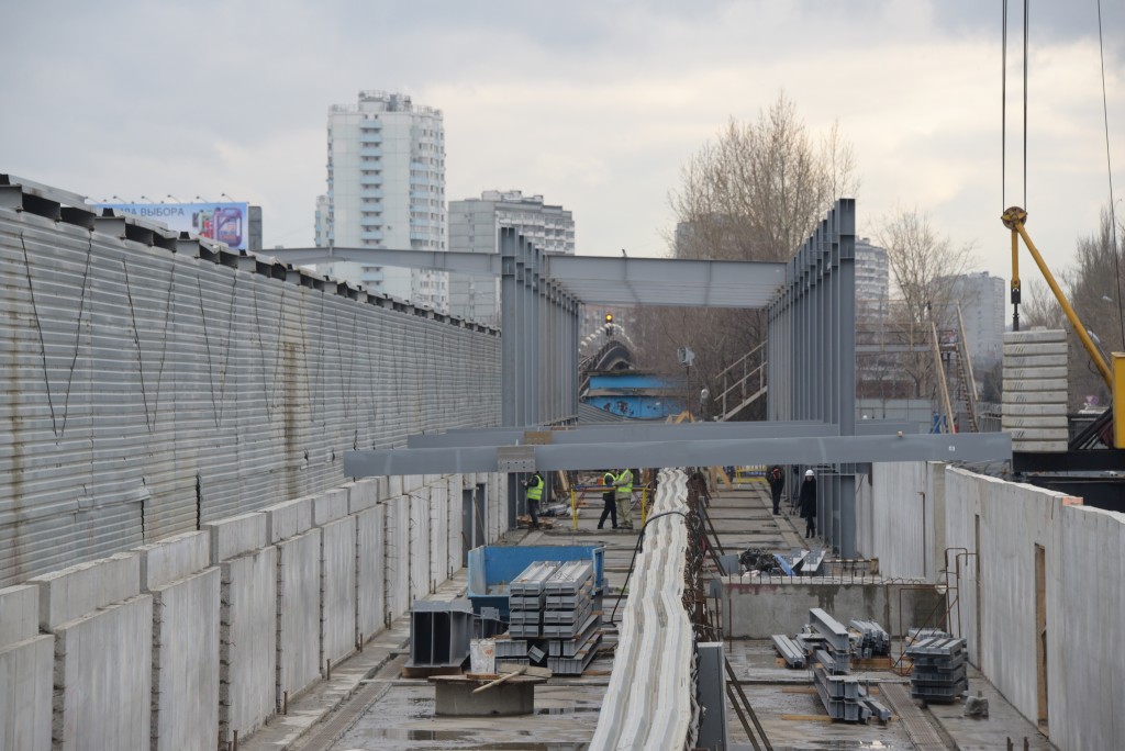 Работы по капремонту Нагатинского моста завершатся к концу 2016 года
