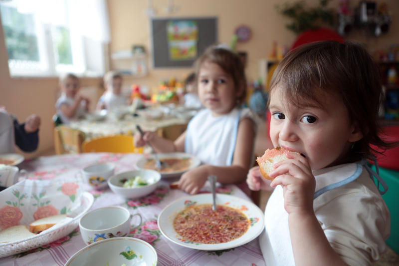 Родителям понравилась идея пятиразового питания в столичных детсадах