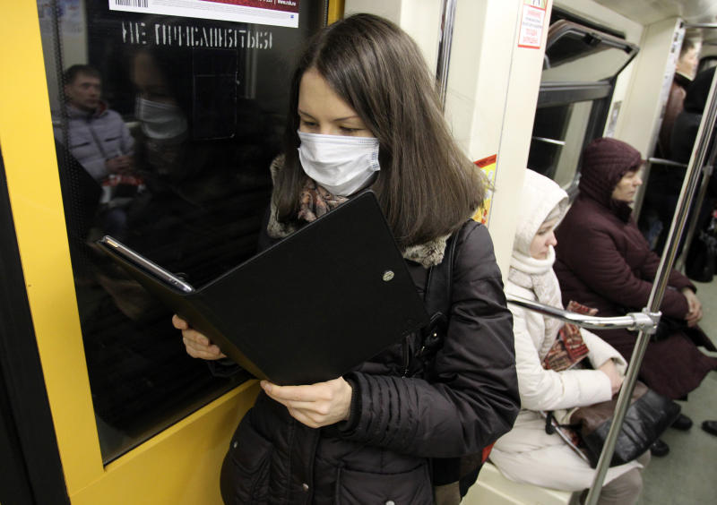 Сотрудники метро приняли дополнительные меры для защиты здоровья пассажиров