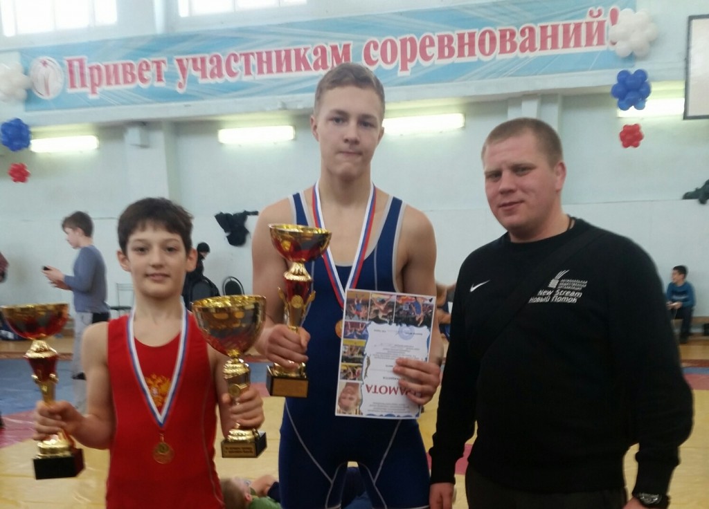 Щербинские борцы привезли золото со Всероссийского турнира