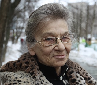 76-летней Анне Гуляевой исполнилось 19
