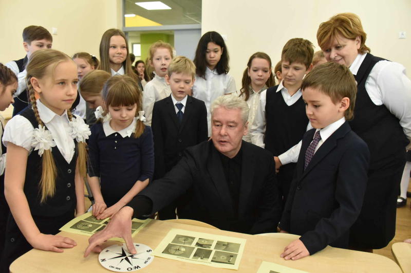 Собянин открыл новое здание для младших классов школы №1387 в Куркино
