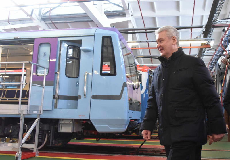 Собянин: Парк московского метро на 37% укомплектован вагонами новых моделей