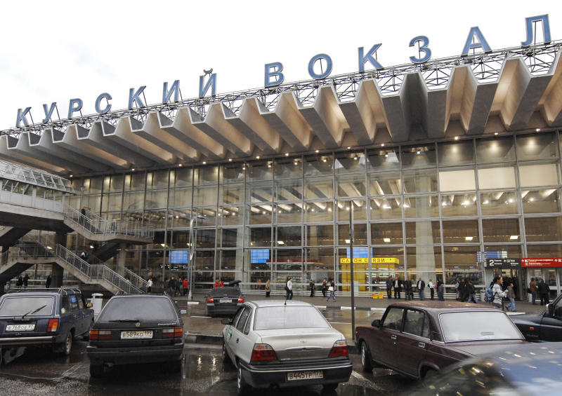 С Курского вокзала вывели 900 человек в связи с сообщением о взрывчатке