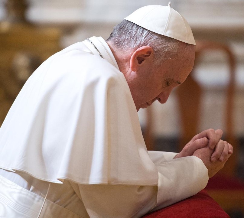 Папа Римский выложил первое фото в Инстраграм