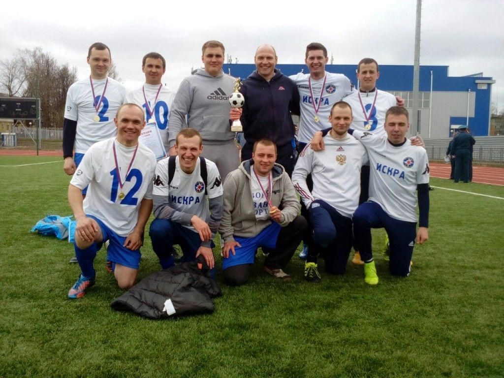 Команда московских спасателей победила в турнире по футболу