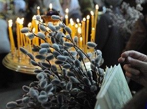 Освященную вербу принято хранить весь год. Фото: ТАСС/ Евгений Епанчинцев.