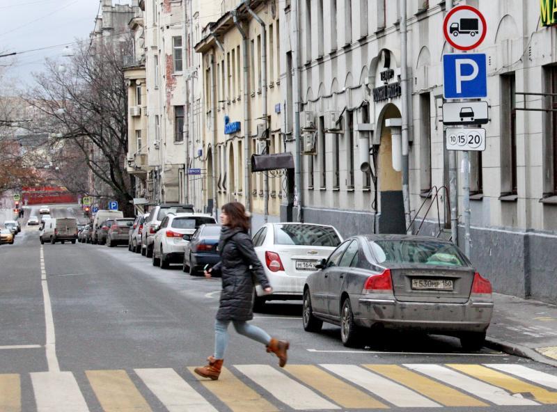 Парковка в Москве будет бесплатной в майские праздники