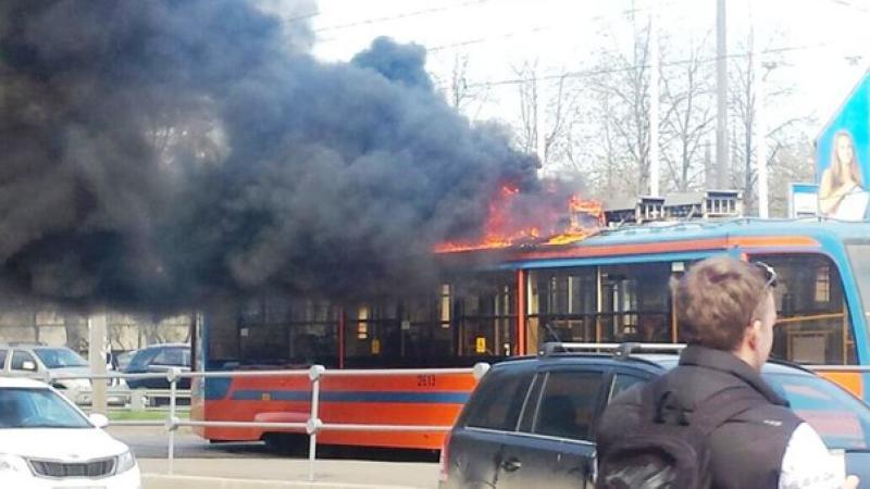 Трамвай загорелся на северо-востоке Москвы