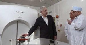 Собянин: В НИИ Склифосовского начали делать уникальные операции с помощью Гамма-ножа