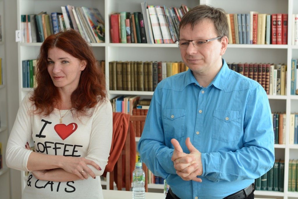 Детские писатели Евгения Пастернак и Андрей Жвалевский встретились с читателями в поселении Сосенское
