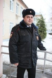 31 марта 2016 года. Троицк. Начальник отделения участковых уполномоченных полиции ОМВД по городскому округу Троицк Иван Мотылев 