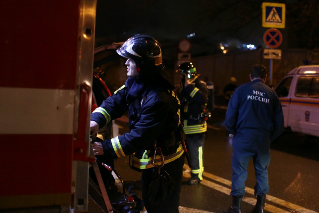 Во время пожара в столичном общежитии спасли 15 человек