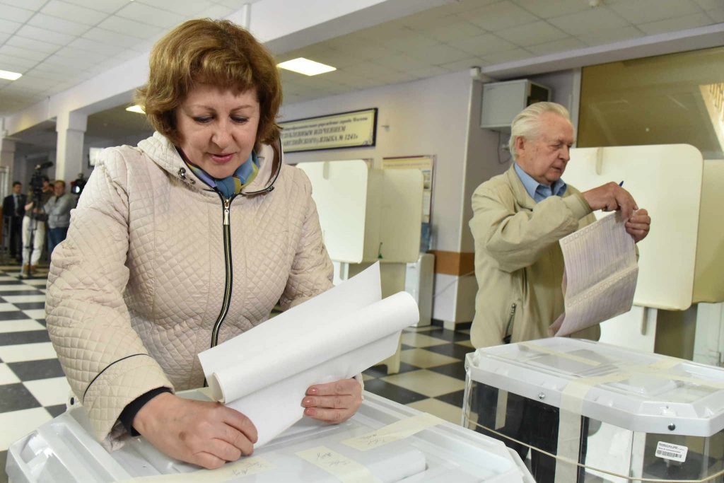 Москвичи выбирают кандидатов "Единой России" активнее, чем на праймериз в Мосгордуму