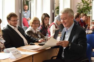 Мэр Москвы Сергей Собянин принял участие в предварительном голосовании голосовании в праймериз Единой России