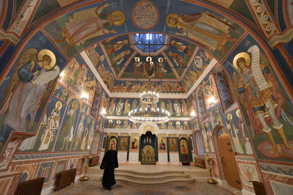 Вчера в столичном храме Святого преподобного Иоанна Кронштадтского появилась новая святыня
