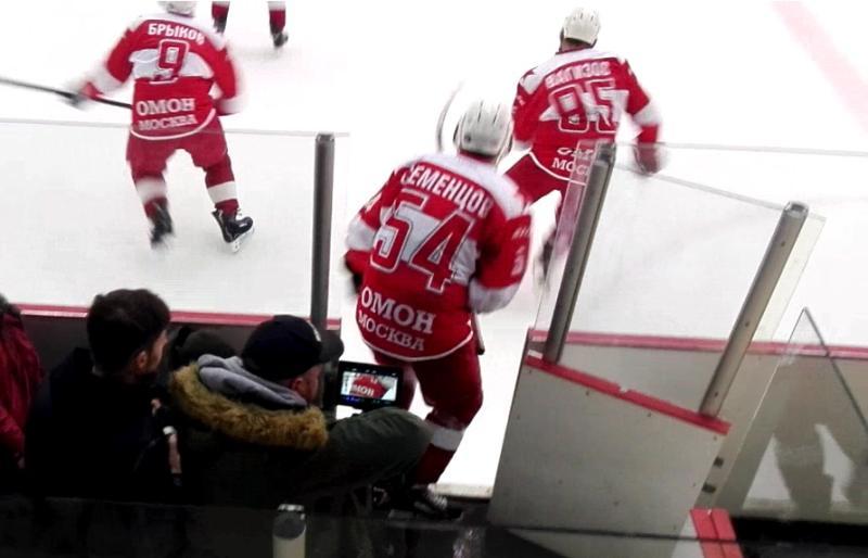 Столичные омоновцы сняли видеоролик к Чемпионату мира по хоккею