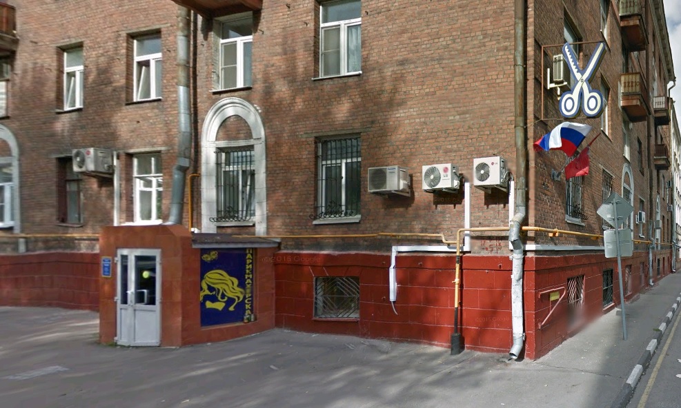 Мужчина выбросился из окна полицейского отдела «Лефортово»
