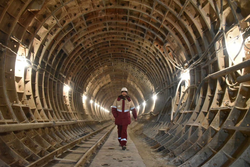 Завершена прокладка трех тоннелей на станции метро «Окружная»